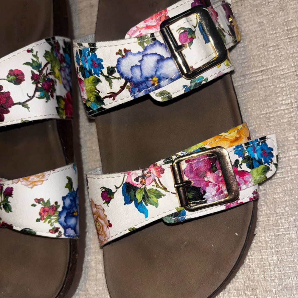 Madden Girl Floral Double Buckle Slides Sandals Size 9 Cottagecore Garden Chic - Picture 3 of 7